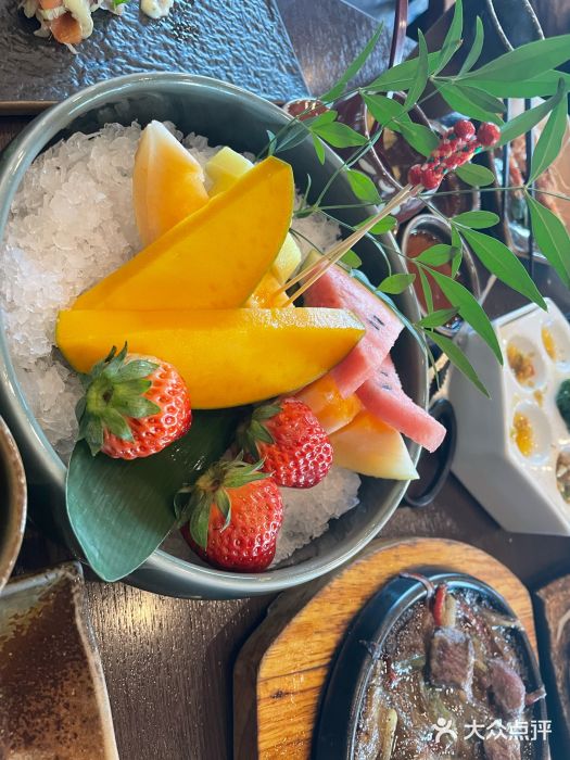 万岛日本料理铁板烧(静安店)图片
