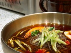 -小董哥烤串·爆汁大油边(故宫店)