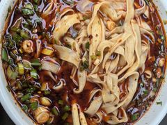 -清真·苍鹰蓬灰牛肉面(盐场路店)