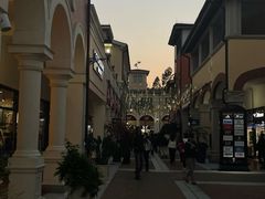 -佛罗伦萨小镇广佛名品奥特莱斯(疏港路店)