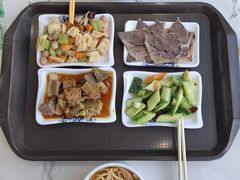 牛肉拉面-伊穆祥牛肉面总店·清真