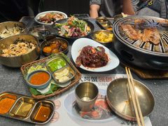 -草家酱蟹炭火烤肉店(珲春南路二店)