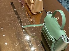 -CELINE(尚嘉中心店)