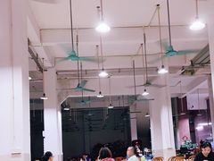 大堂-标记美食新鲜猪杂(兴南大道店)