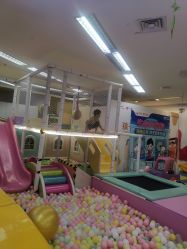 -孩子王(铁西万达店)