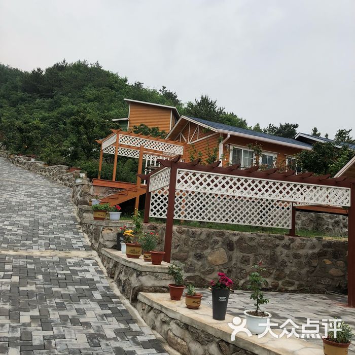 北京密云纳溪部落木屋度假村