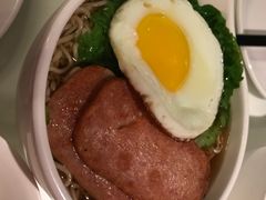 -新大咀港式茶餐厅(宝山万达店)