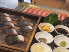 -围炉肉舍•炭烤活鳗•丹东海鲜烤肉(步行街店)