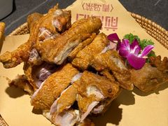 -前海沿·青岛菜(大拇指广场石老人店)