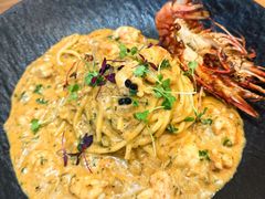 -Mark&Mars Restaurant