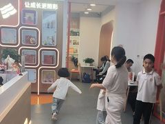 -昂立青少儿成长中心(普陀中环百联校区)