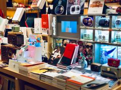-百新书局(尚悦湾店)