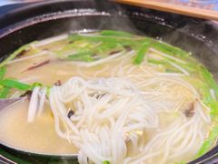 蒙自过桥米线-一坐一忘云南菜(嘉里中心店)