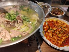 -肖四女乐山跷脚牛肉(世博源店)