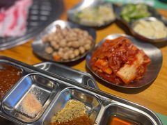 -唯成•韩国炭火烤肉 유성고기