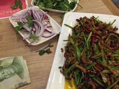 辣炒肉丝-香香春饼·非遗技艺(万达店)