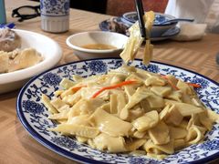 -海口骑楼小吃街