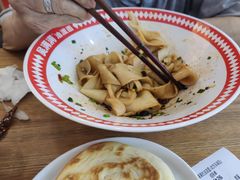 -吴满满油泼面(北方风味园店)