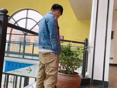 -枫叶小镇奥特莱斯