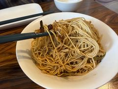 开洋葱油葱油面-建国328小馆