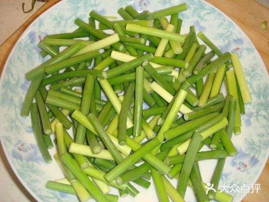 玉米厨房一一下酒下饭的蒜苔炒牛肉