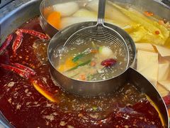 -醉董牛川派鲜肉自选火锅(烟台店)