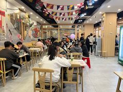 -江城燕子大排档(江汉路步行街店)