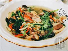 -三江源美食城