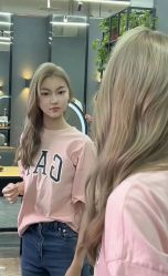 点击看大图 -藤野造型专业烫染接发