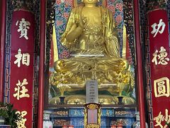 -峨眉山报国寺