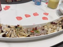 -乔家小院•非遗驴肉•本地小海鲜(滨河路店)