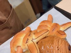 -CARINO BAKERY&CAFE(人广来福士店)