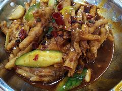 -江城燕子大排档(江汉路步行街店)