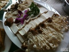 -红鼎豆捞(珞狮路店)
