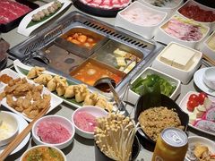 -海底捞火锅鲜切牛肉主题店(长寿路店)