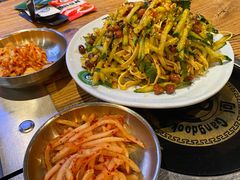 -河坝烧烤串城(银亭路店)
