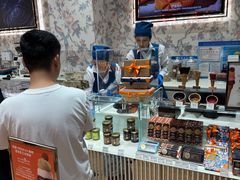 -VENCHI 闻绮(上海佛罗伦萨小镇店)