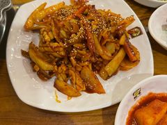 -喇喇排骨火锅·传统韩式脊骨汤(望京西园总店)