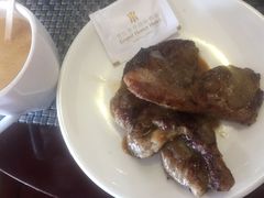 -荣誉国际酒店-云顶旋转餐厅