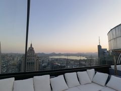 -Hi City·城市之巅