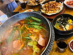 -喇喇排骨火锅·传统韩式脊骨汤(望京西园总店)