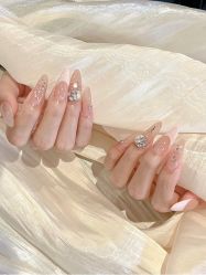 -IDO美甲美睫