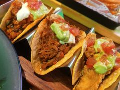 -Famous肥猫墨西哥音乐餐吧(五棵松华熙LIVE店)