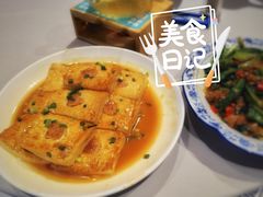 -客家大院·非遗赣南客家菜(郁孤台店)