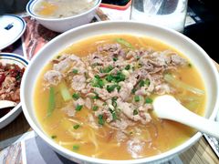 酸汤肥牛-文叔·湖北名小吃·小龙虾(华强北店)