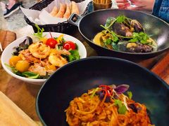 -植物园哈利亚餐厅