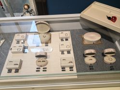 -HeyJewel全球独立设计师原创首饰集合店