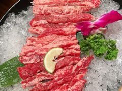 -韩烧牛中牛·甄选黑牛烤肉(黑金店)