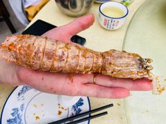 -三亚火车头万人海鲜广场