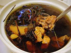 鸡骨草南北杏猪肺汤-清心鸡沙田乳鸽店·非遗传承(石溪店)
